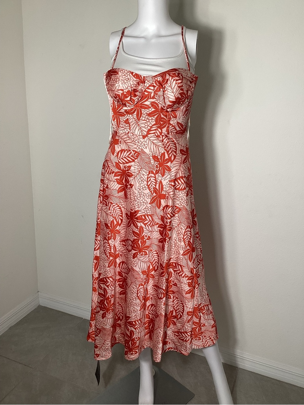 ASTR The Label Red Floral Open Back Midi Dress Size S NWT